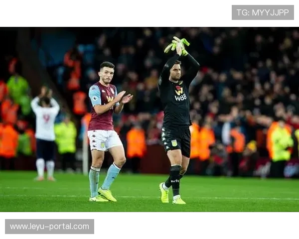 狼队11轮仅2分,降级几成定局 狼队11轮仅2分,降级几成定局