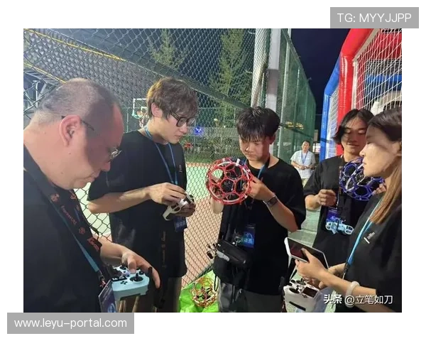 无人机足球奖杯设计赛启动，公众参与创意